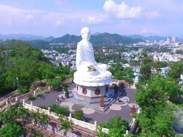 Best Nha Trang Pagodas to Visit Beyond the Beach